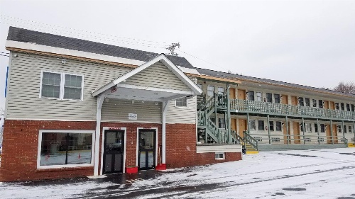 Northway Inn Queensbury - Lake George image 3